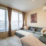 Luxury 2bedroom In Complex Family Garden With Free Parking * Varna