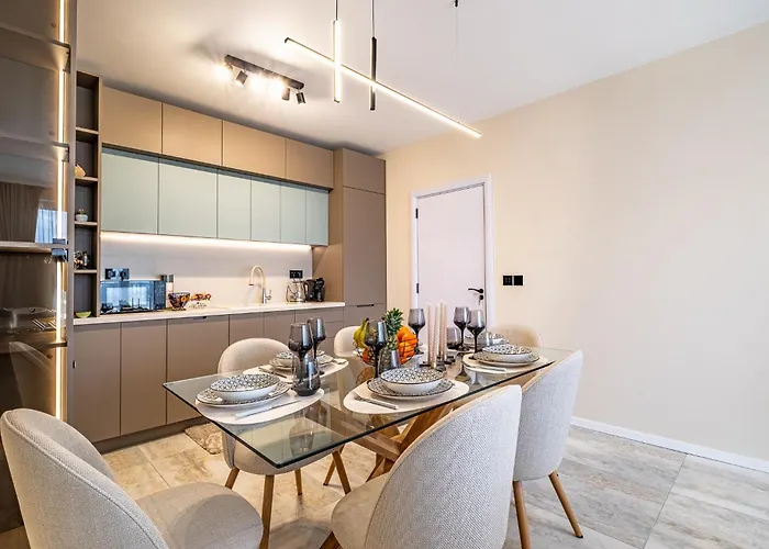 Luxury 2bedroom In Complex Family Garden With Free Parking Lejlighed Varna