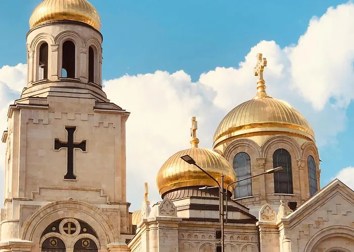 Luxury 2bedroom In Complex Family Garden With Free Parking