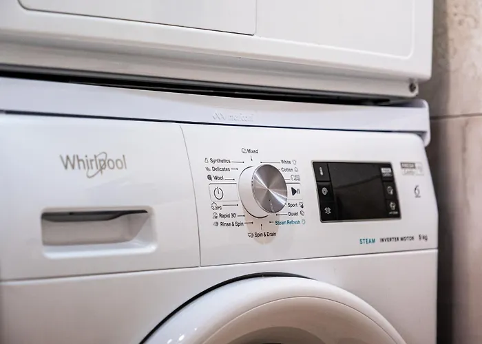 Luxury 2bedroom In Complex Family Garden With Free Parking Lejlighed *