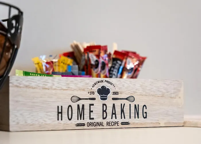 Luxury 2bedroom In Complex Family Garden With Free Parking Appartement *