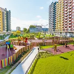 Apartment Luxury 2bedroom In Complex Family Garden With Free Parking