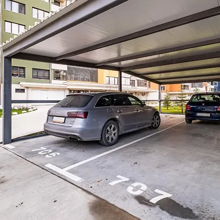 Luxury 2bedroom In Complex Family Garden With Free Parking 瓦爾納