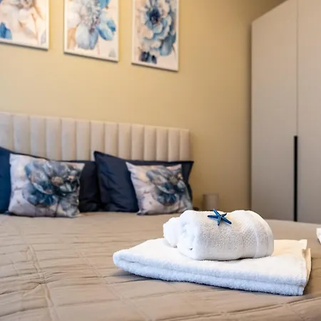 公寓 Luxury 2bedroom In Complex Family Garden With Free Parking *