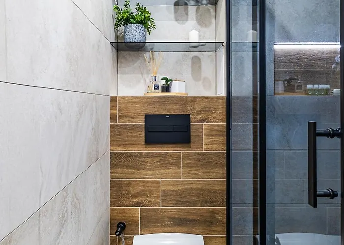 Luxury 2bedroom In Complex Family Garden With Free Parking